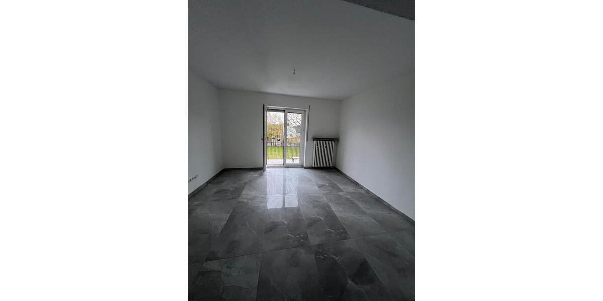 Dachgeschoßwohnung Bad Oeynhausen Dehme - 3 Zimmer, 75 m&sup2;, 1.100&euro; | Angebot:25949038