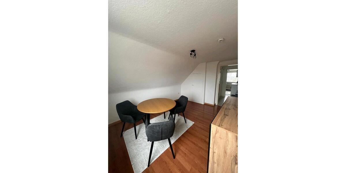 Dachgeschoßwohnung Garbsen Berenbostel - 3 Zimmer, 57 m&sup2;, 620&euro; | Angebot:26681624