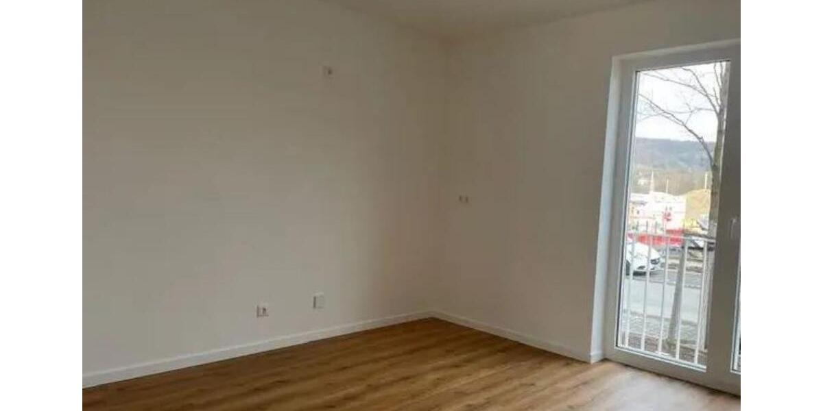 4 Raum-Wohnung, Loggia, Badewanne+Dusche 4 zimmer