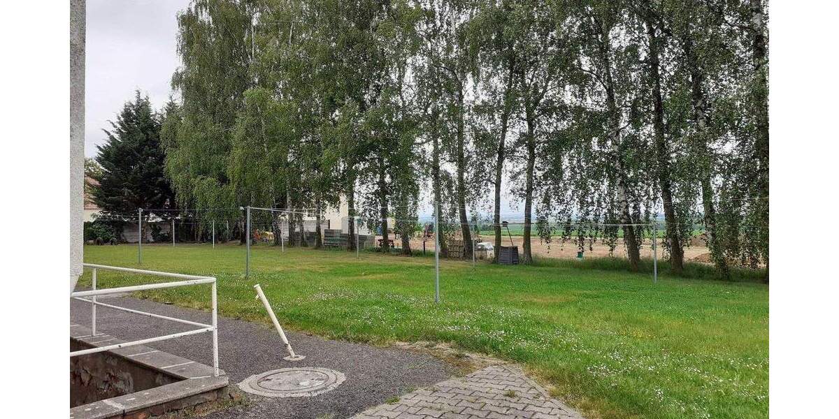 Etagenwohnung Döbeln Lüttewitz b Döbeln - 2 Zimmer, 50 m&sup2;, 260&euro; | Angebot:25720623