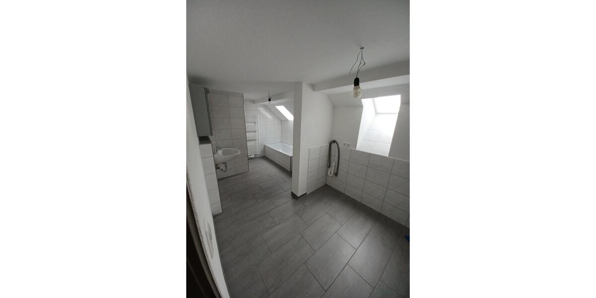 Etagenwohnung Bonndorf im Schwarzwald - 2 Zimmer, 85 m&sup2;, 690&euro; | Angebot:25873576