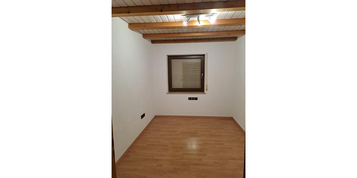 Exklusive Dachgeschosswohnung zimmer