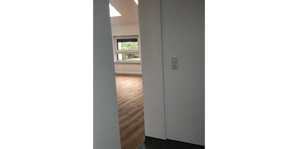 Etagenwohnung Neuwied - 4 Zimmer, 99 m&sup2;, 1.090&euro; | Angebot:24616336