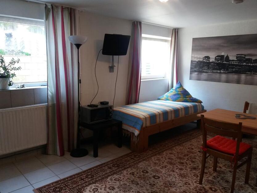 Möbliertes Apartment 1-3 Monate Würzburg-Hexenbruch -Höchberg