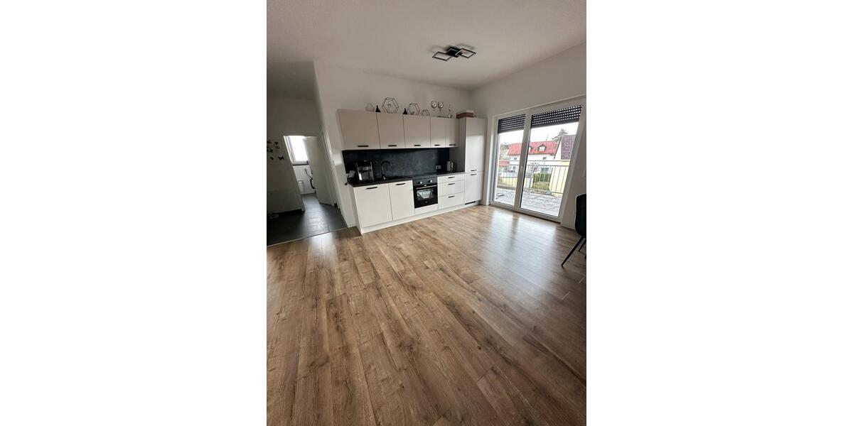 Dachgeschoßwohnung Ingolstadt Nordost - 2 Zimmer, 72 m&sup2;, 1.330&euro; | Angebot:25919196