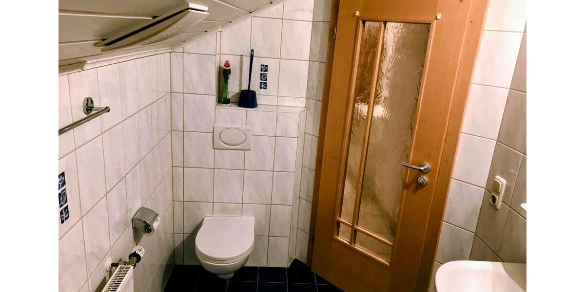 Dachgeschoßwohnung Rotthalmünster - 1 Zimmer, 30 m&sup2;, 430&euro; | Angebot:26230316