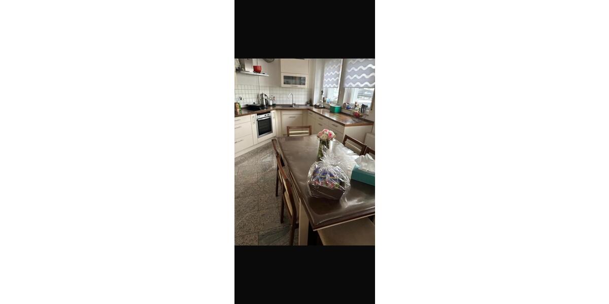 Erdgeschoßwohnung Winterlingen - 4 Zimmer, 100 m&sup2;, 1.100&euro; | Angebot:26350171