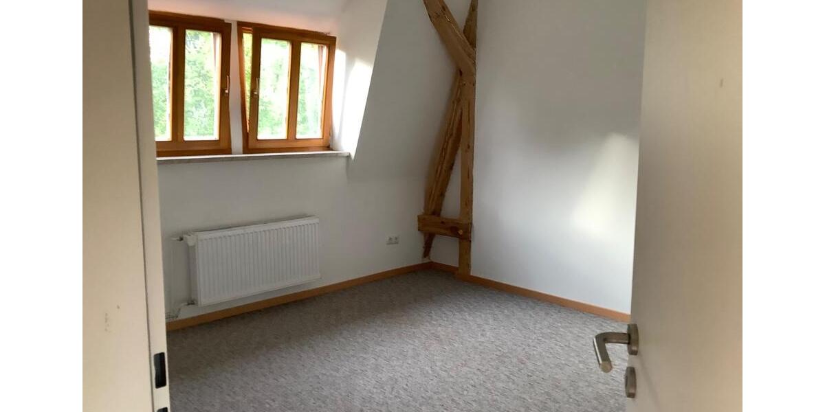 Helle 4Zi-DG Wohnung 4 zimmer