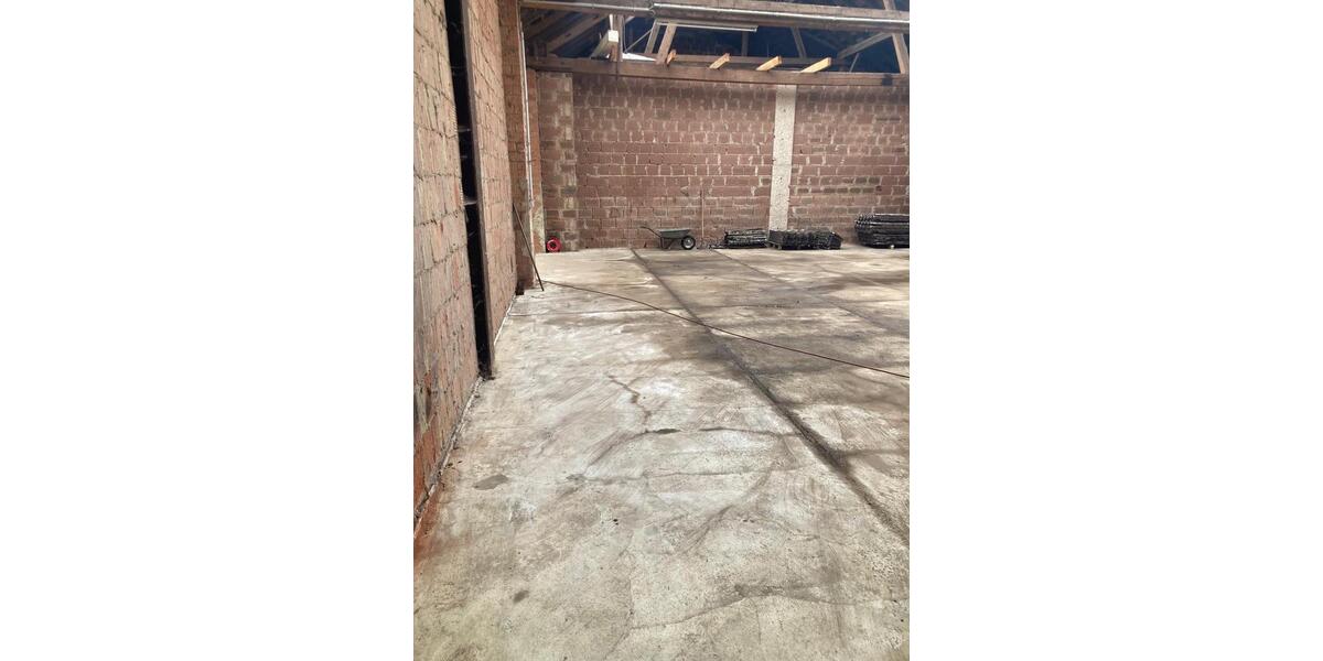 Lagerhalle zu vermieten (Boote, Fahrzeuge o.ä) zimmer