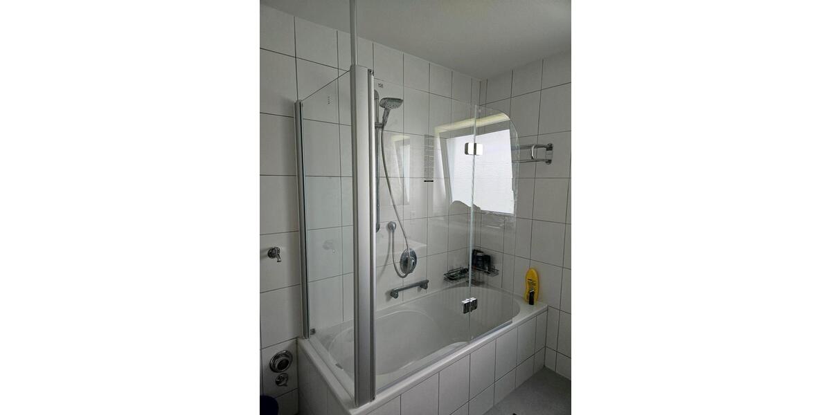 Etagenwohnung Ochsenhausen - 4 Zimmer, 110 m&sup2;, 950&euro; | Angebot:26636264