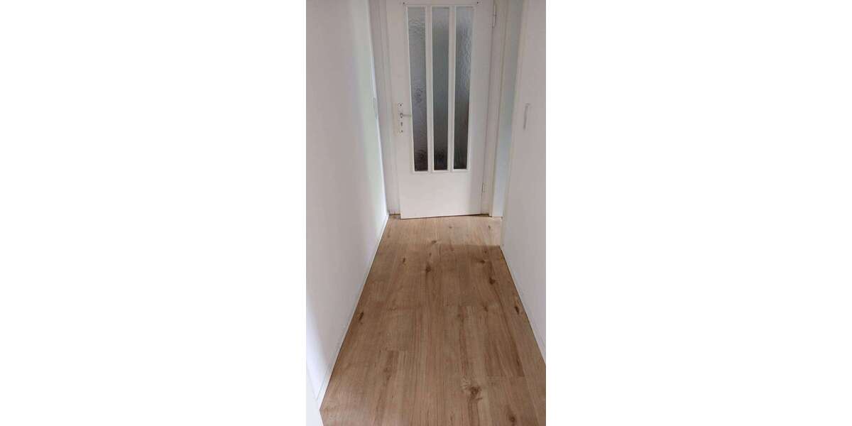 Etagenwohnung Remscheid - 1 Zimmer, 35 m&sup2;, 331&euro; | Angebot:26754851