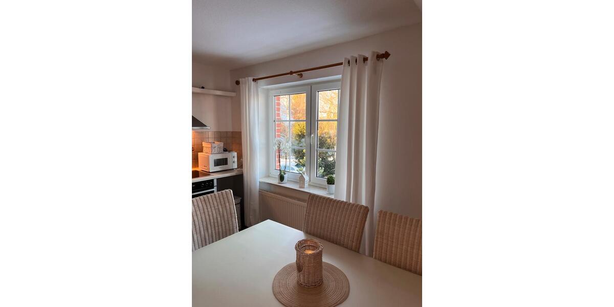 Etagenwohnung Aurich Egels und Wallinghausen - 5 Zimmer, 95 m&sup2;, 650&euro; | Angebot:25948848