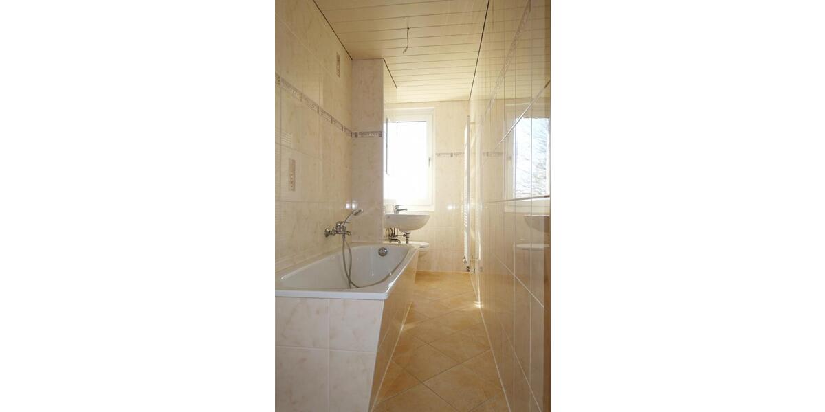 Etagenwohnung Köthen (Anhalt) - 2 Zimmer, 46 m&sup2;, 282&euro; | Angebot:26270586