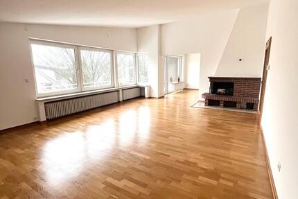 Wohnung Detmold - 3 Zimmer, 120 m&sup2;, 1.250&euro; | Angebot:25384561