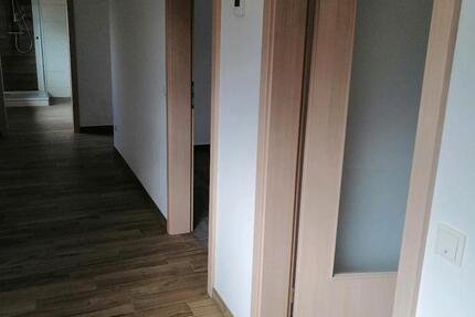 Wohnung Neustadt in Sachsen - 4 Zimmer, 120 m&sup2;, 1.070&euro; | Angebot:24865029