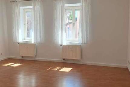 Wohnung Burglengenfeld - 2 Zimmer, 76 m&sup2;, 532&euro; | Angebot:26255951