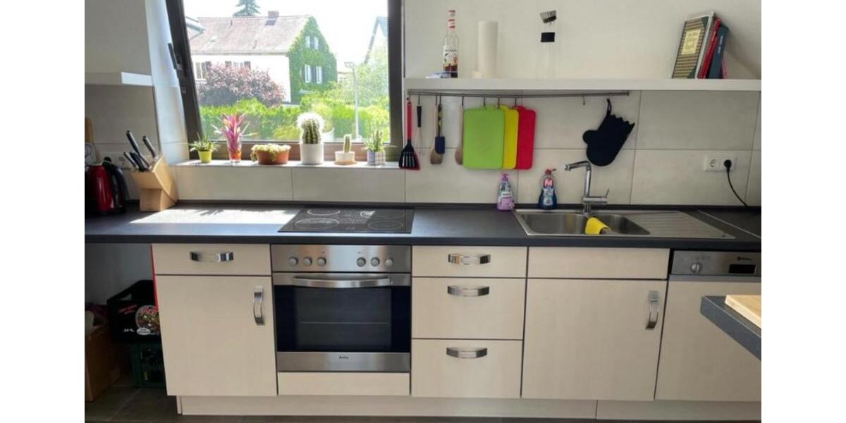 Dachgeschoßwohnung Saarbrücken Neue Bremm - 3 Zimmer, 94 m&sup2;, 1.000&euro; | Angebot:24822708