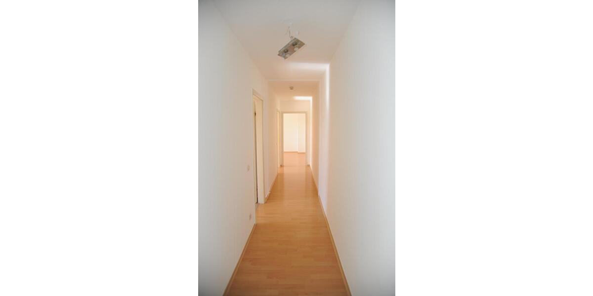 Dachgeschoßwohnung Sonneberg - 3 Zimmer, 80 m&sup2;, 510&euro; | Angebot:25962780