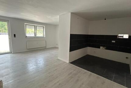 Wohnung Grevenbroich Neuenhausen - 4 Zimmer, 123 m&sup2;, 950&euro; | Angebot:25231572