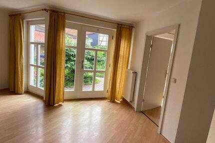wie im Eigen(en) Heim 2-Raum in Stadtilm - ebenerdig, gepflegter Garten vor der Tür 2 zimmer