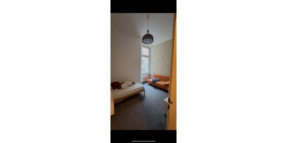 Mehrfamilienhaus, Wohnhaus Berlin Mitte - 2 Zimmer, 70 m&sup2;, 1.450&euro; | Angebot:24867112