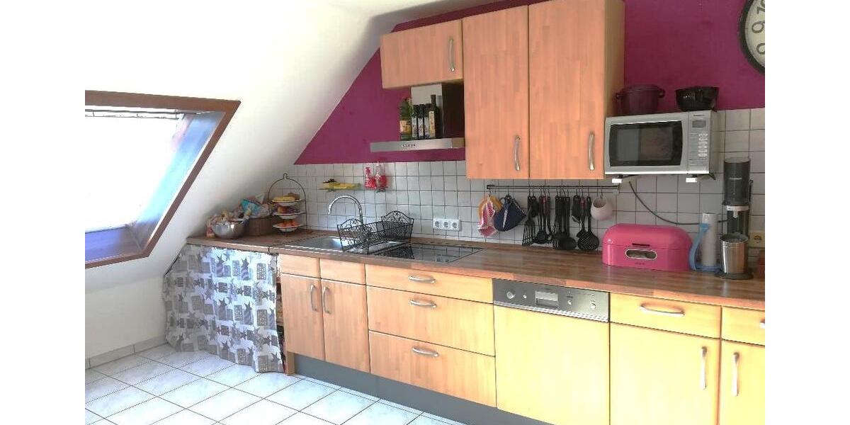Dachgeschoßwohnung Weibern - 4 Zimmer, 83 m&sup2;, 460&euro; | Angebot:26618748