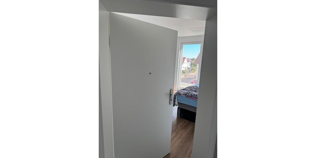 Dachgeschoßwohnung Riedstadt - 1 Zimmer, 19 m&sup2;, 750&euro; | Angebot:26033426