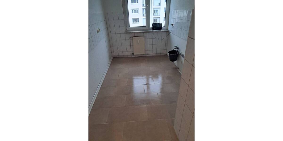 Etagenwohnung Burg - 3 Zimmer, 71 m&sup2;, 342&euro; | Angebot:25778460