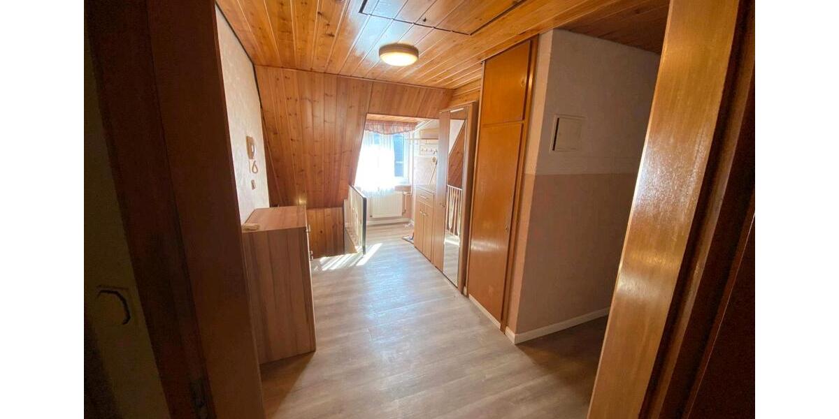 Etagenwohnung Apen - 4 Zimmer, 110 m&sup2;, 900&euro; | Angebot:25919874