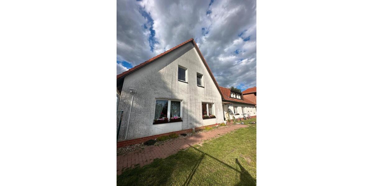 Wohnen auf Zeit Lalendorf - 6 Zimmer, 25 m&sup2;, 25&euro; | Angebot:26373311