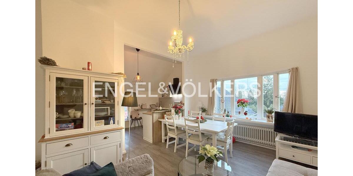 Etagenwohnung Varel - 4 Zimmer, 106 m&sup2;, 880&euro; | Angebot:24378588