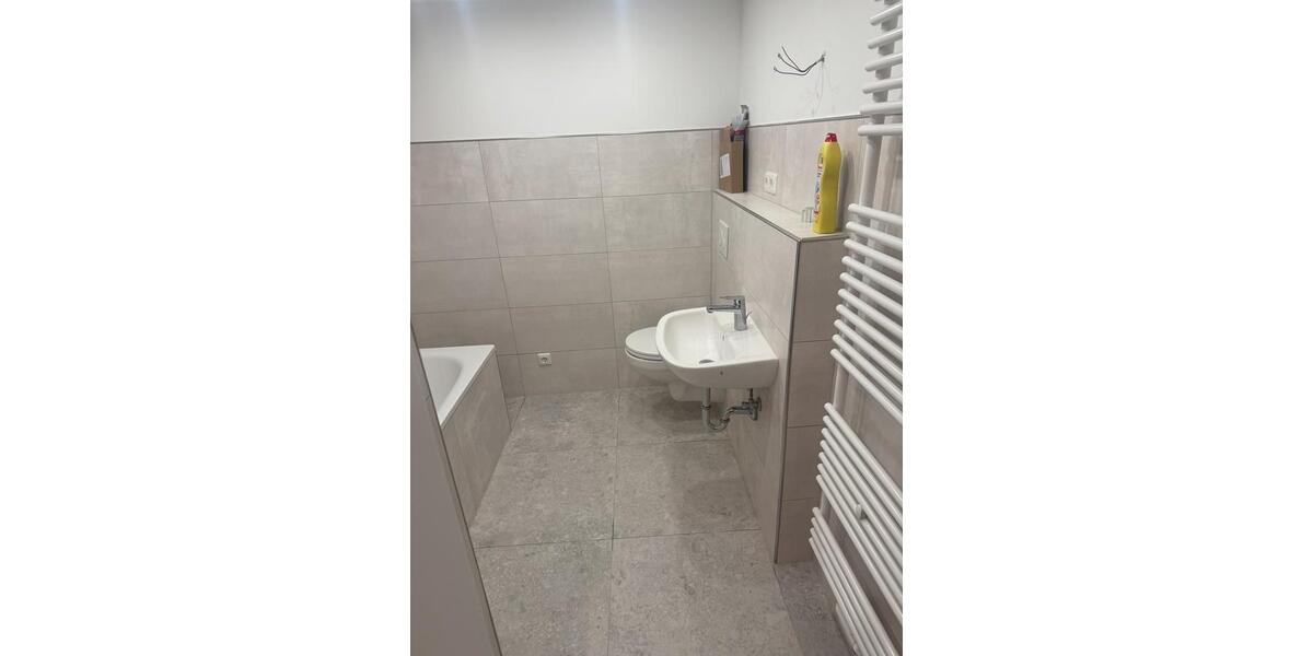 Dachgeschoßwohnung Neustadt bei Coburg - 3 Zimmer, 85 m&sup2;, 700&euro; | Angebot:24754374