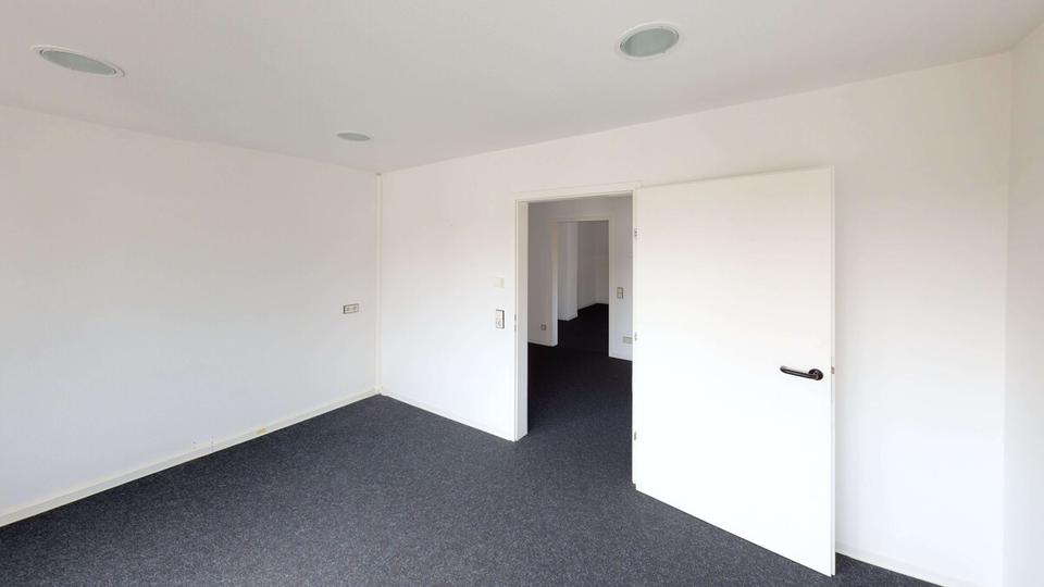 Gewerbeobjekt Brackenheim - 1.200&euro; | Angebot:26624899