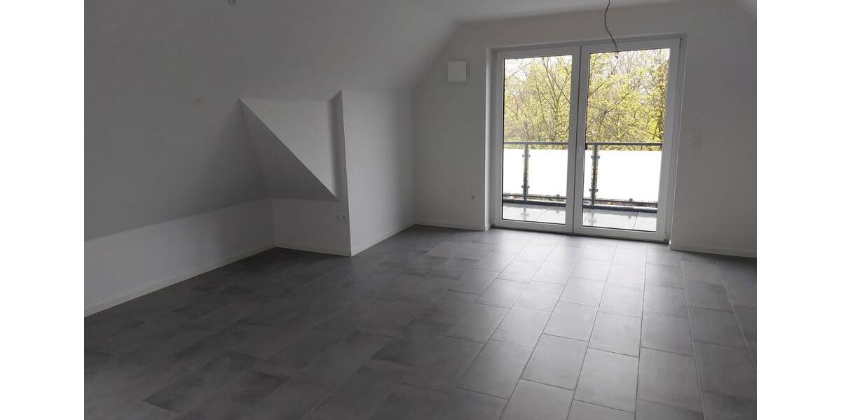 Dachgeschoßwohnung Klein Berßen - 2 Zimmer, 69 m&sup2;, 800&euro; | Angebot:26535467