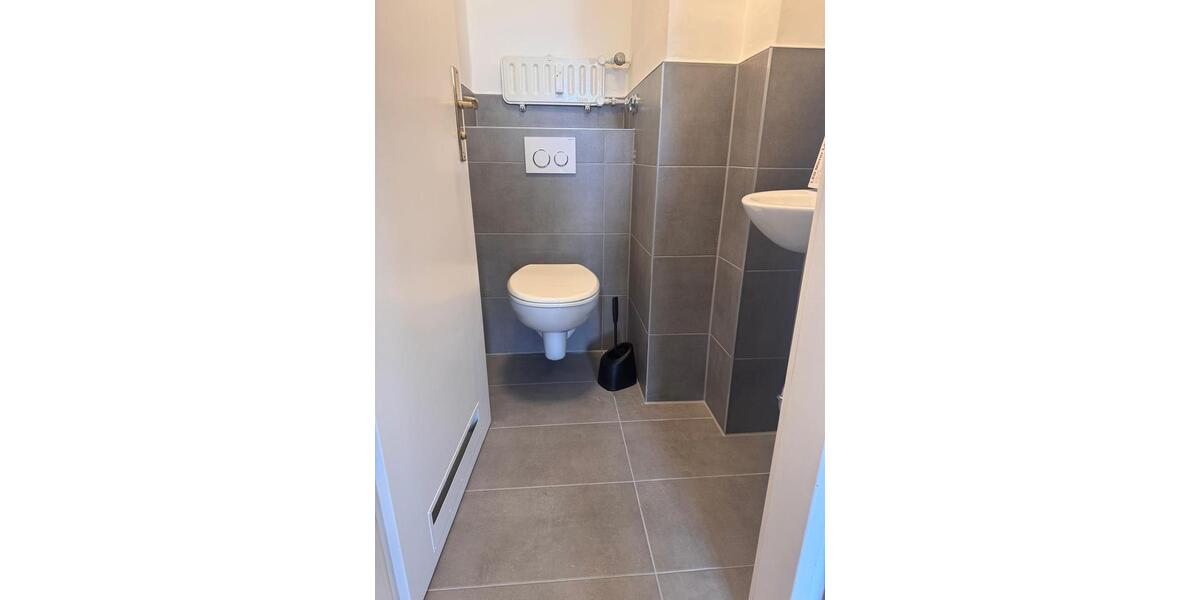 Etagenwohnung Eschborn - 1 Zimmer, 8 m&sup2;, 420&euro; | Angebot:24806190