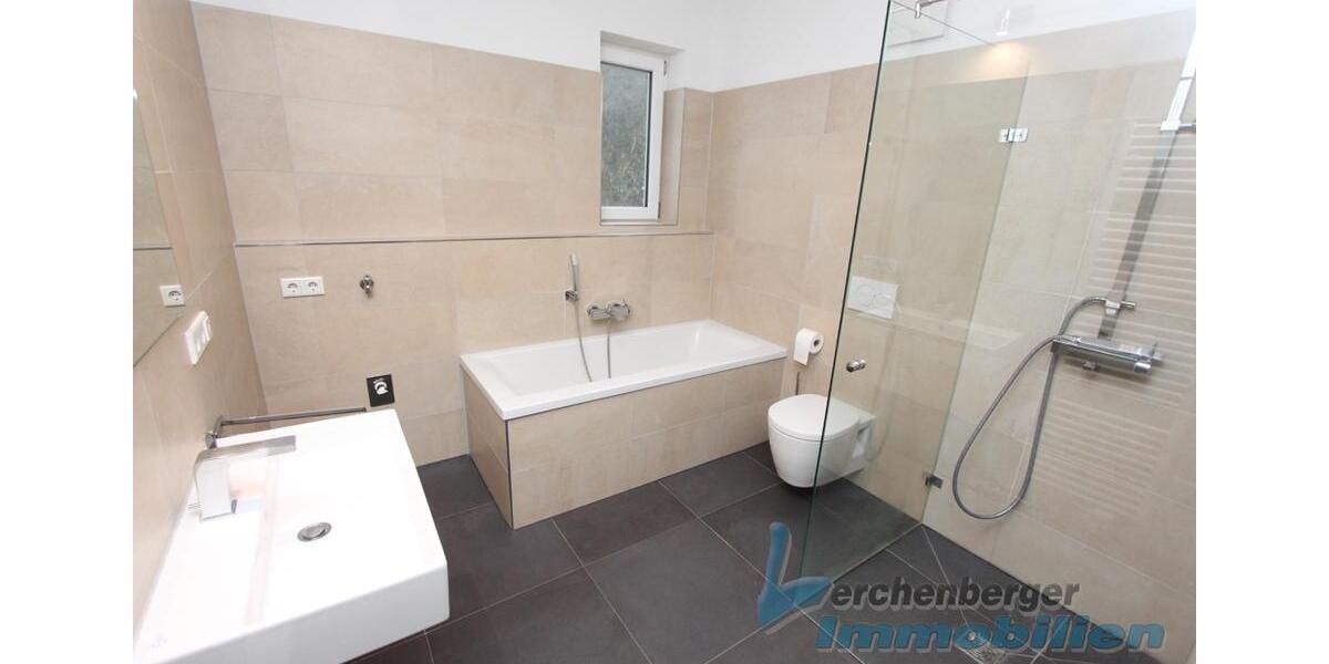 Erdgeschoßwohnung Deggendorf - 3 Zimmer, 93 m&sup2;, 930&euro; | Angebot:26636166