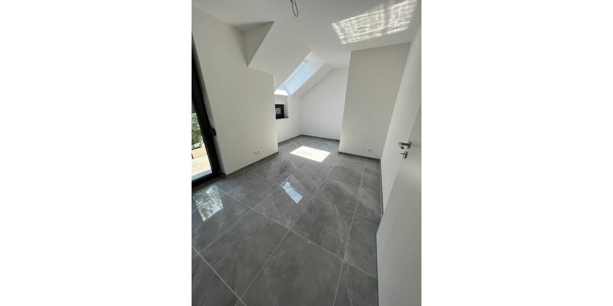 Etagenwohnung Mühlacker - 4.5 Zimmer, 75 m&sup2;, 1.150&euro; | Angebot:26546707