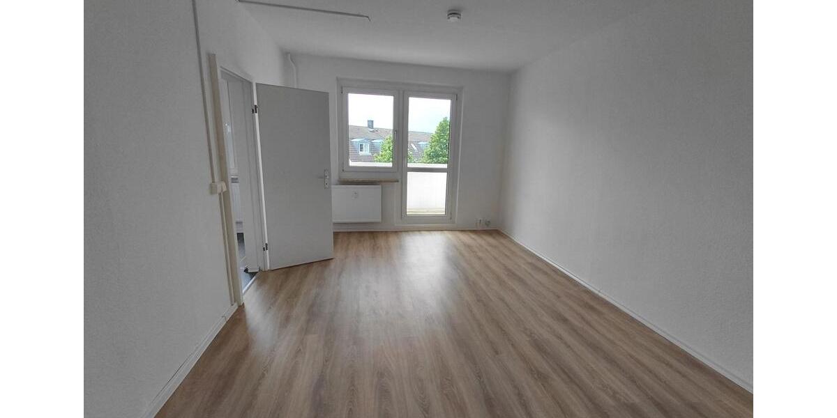 Etagenwohnung Südliches Anhalt - 3 Zimmer, 61 m&sup2;, 304&euro; | Angebot:25484105