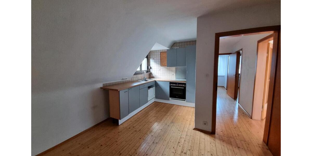 Dachgeschoßwohnung Niederkassel - 2 Zimmer, 50 m&sup2;, 890&euro; | Angebot:26322723