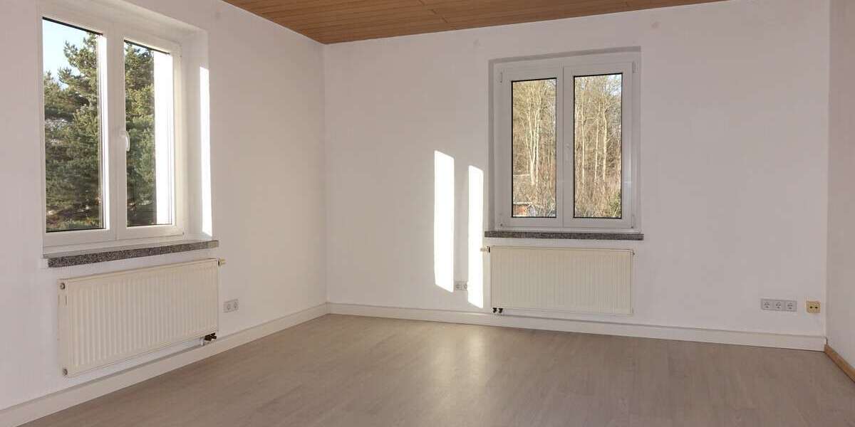 Etagenwohnung Walthersdorf Walthersdorf - 4 Zimmer, 90 m&sup2;, 395&euro; | Angebot:24595200