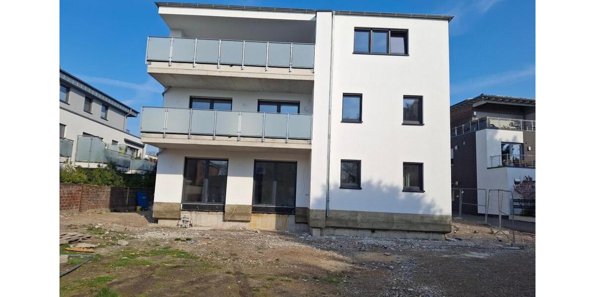 Erdgeschoßwohnung Duisburg Baerl - 3 Zimmer, 95 m&sup2;, 1.425&euro; | Angebot:24659868