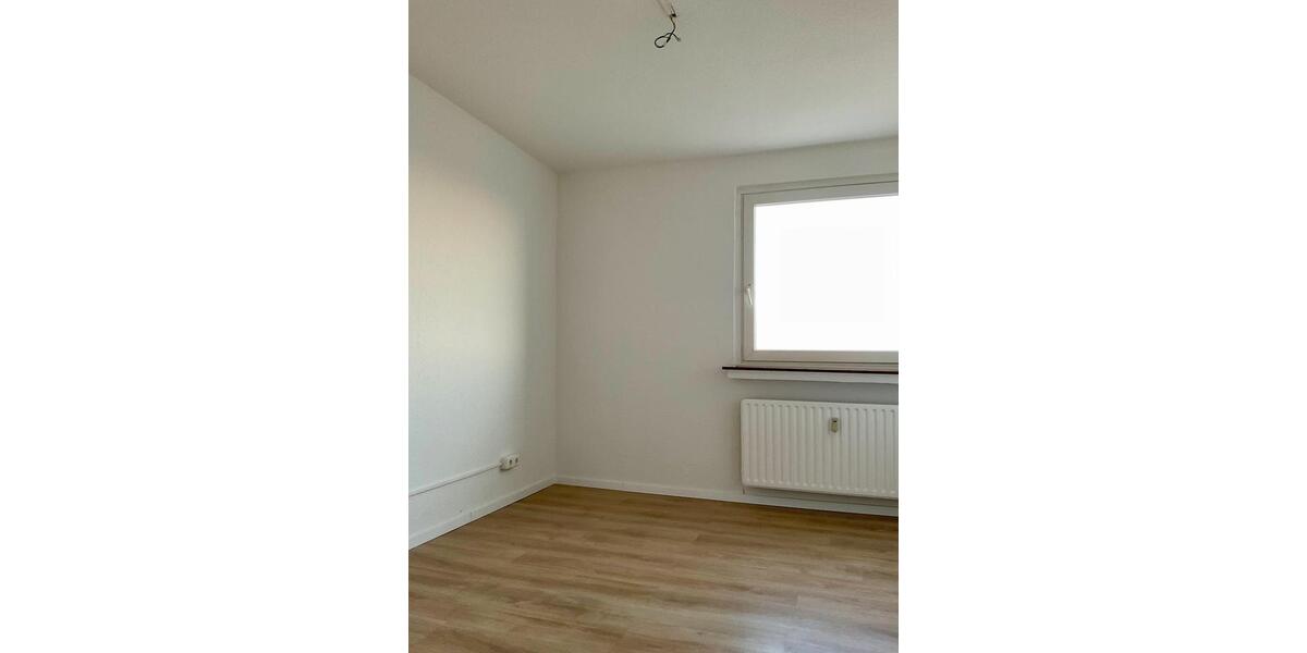 Etagenwohnung Düren Distelrath - 4 Zimmer, 90 m&sup2;, 630&euro; | Angebot:26008873