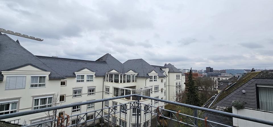 Etagenwohnung Wiesbaden Südost - 4 Zimmer, 105 m&sup2;, 1.500&euro; | Angebot:25379345