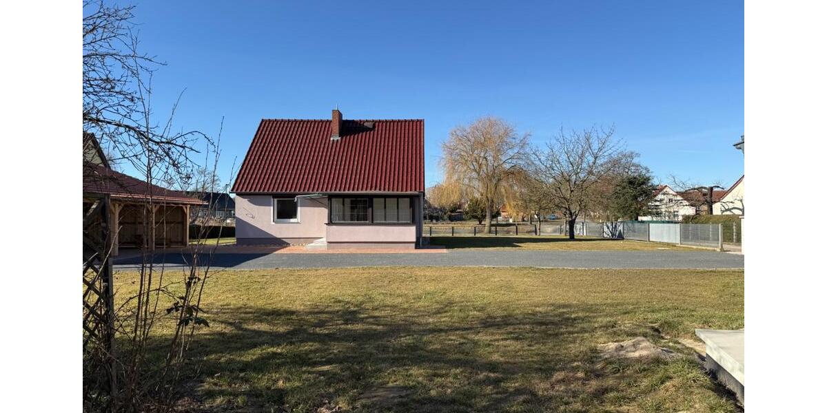 Einfamilienhaus Seelow - 4 Zimmer, 98 m&sup2;, 1.500&euro; | Angebot:25391987