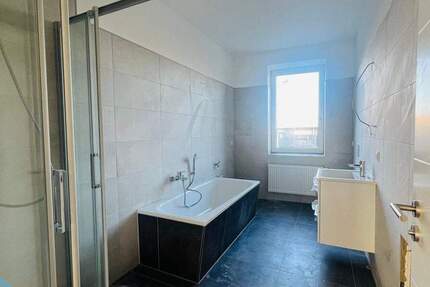 Wohnung Stendal - 2 Zimmer, 77 m&sup2;, 693&euro; | Angebot:25820552