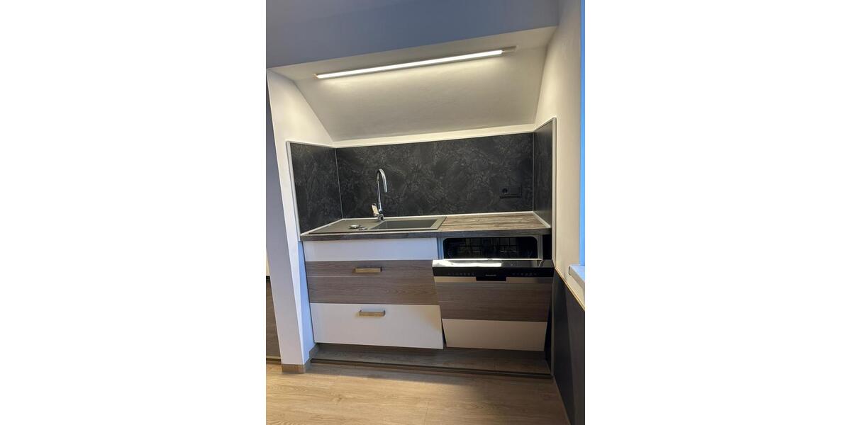 Dachgeschoßwohnung Großräschen - 1 Zimmer, 65 m&sup2;, 500&euro; | Angebot:25407256