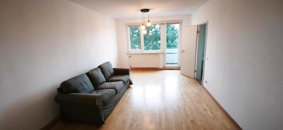 Etagenwohnung Greifswald Groß Schönwalde - 3 Zimmer, 55 m&sup2;, 517&euro; | Angebot:25025184