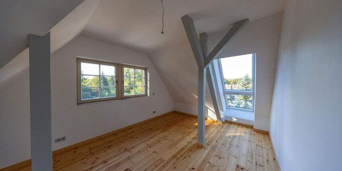 Etagenwohnung Buckow - 4 Zimmer, 106 m&sup2;, 1.279&euro; | Angebot:26149202