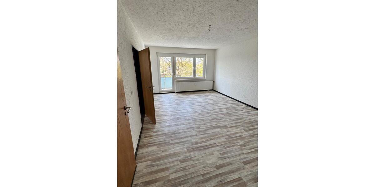 Etagenwohnung Sulingen - 3 Zimmer, 74 m&sup2;, 740&euro; | Angebot:26523715
