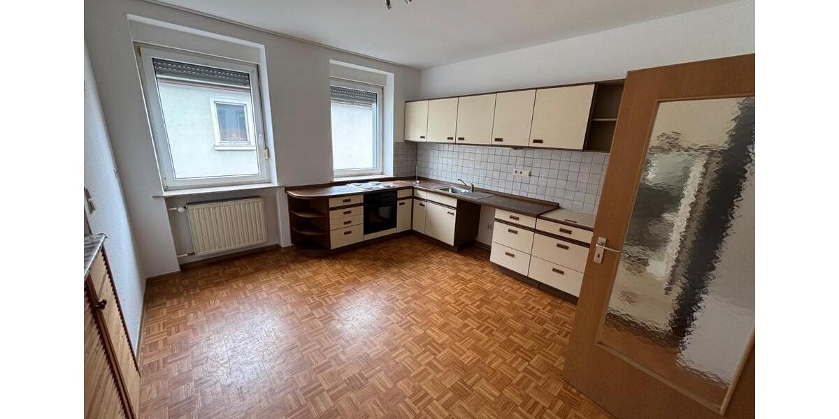 Etagenwohnung Bad Brückenau - 4 Zimmer, 108 m&sup2;, 660&euro; | Angebot:26630161